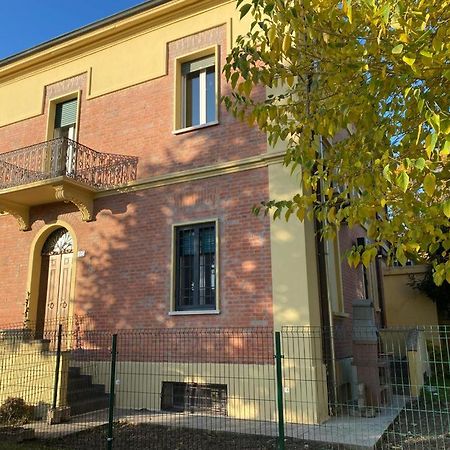 Daro Apartments Болонья Экстерьер фото